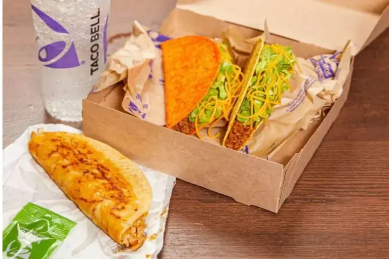 Taco Bell menu prices with calories [updated 2026]