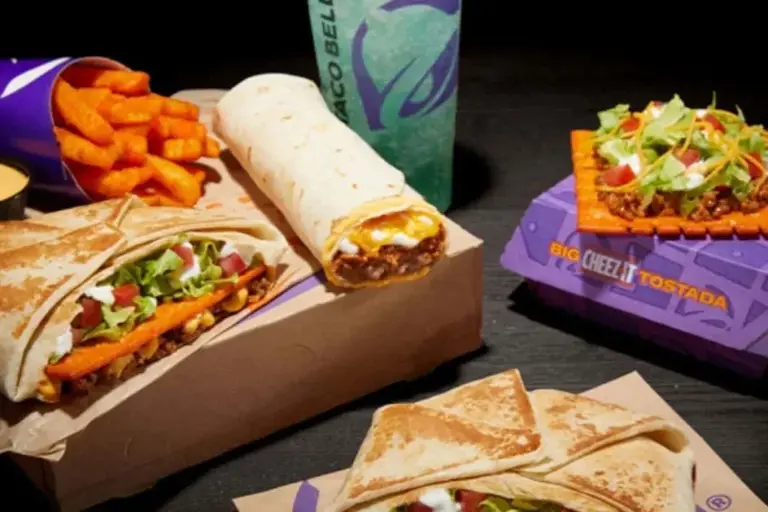 Taco Bell menu prices with calories [updated 2026]