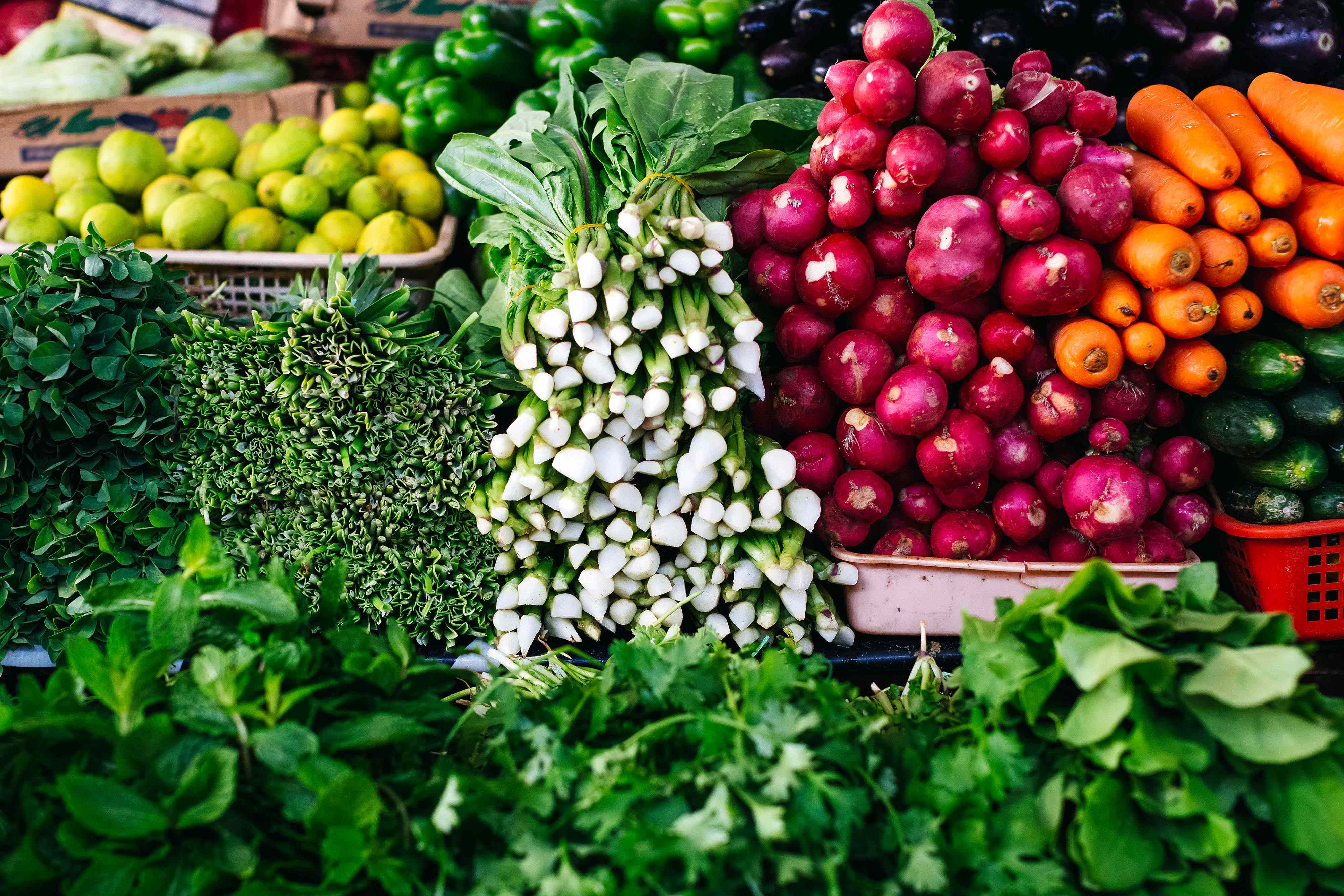 6 common food pairings that help your body absorb more nutrients
