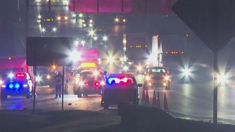 Pedestrian killed in early morning crash on I-40 West, police say