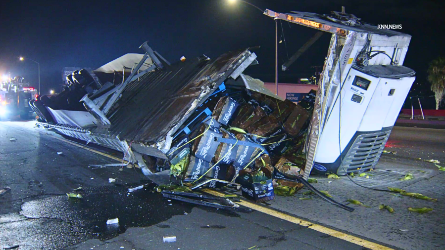 Corn spill shuts down lanes on 10 Freeway in San Bernardino<br><br>