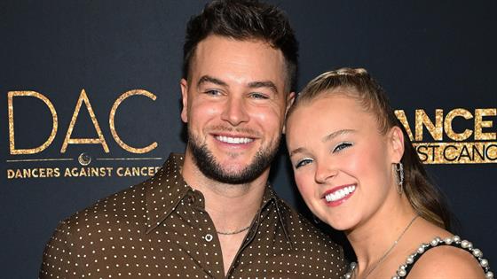 JoJo Siwa reveals Chris Hughes gifted her gorgeous $2,600 Cartier ring