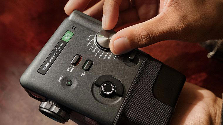 This Fujifilm compact camera time-travels with an Eras Dial and a Super ...