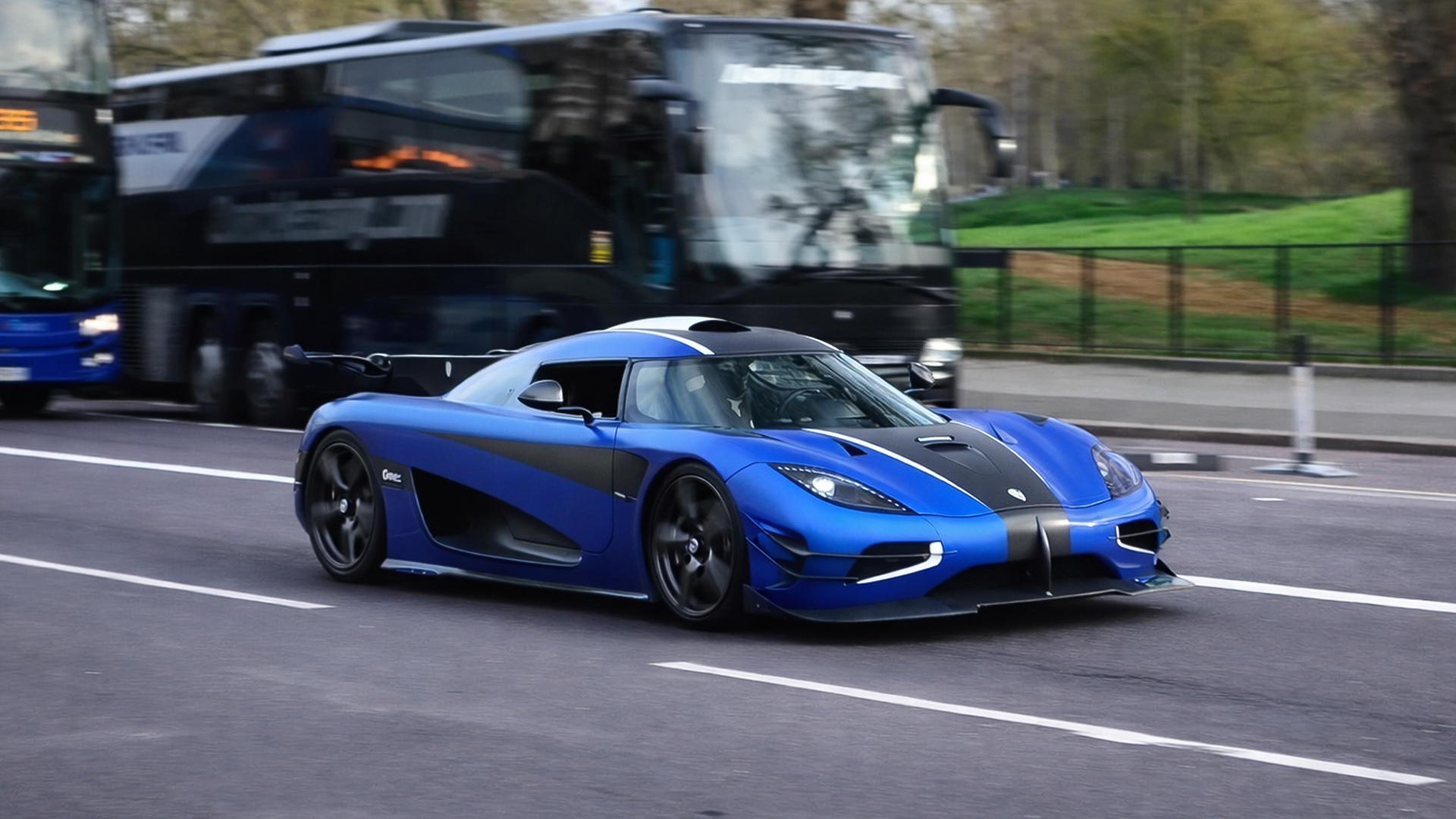 $7,000,000 hypercar Koenigsegg One1 takes the road