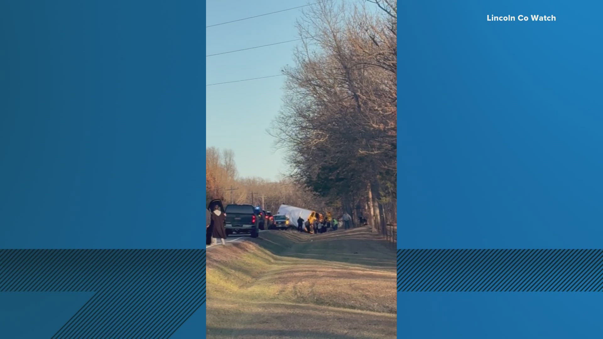2 injured in school bus crash in Lincoln County