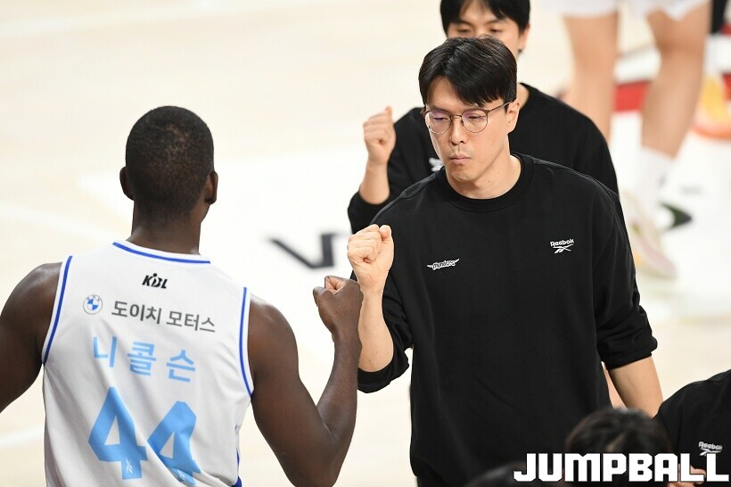 [화보] 타마요 31점 맹활약 LG, 83-70으로 삼성에 홈 승리