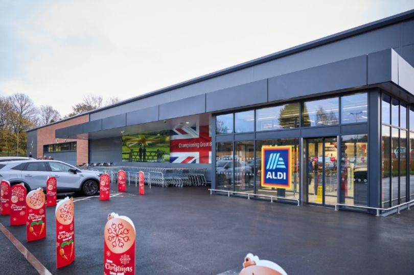Aldi issues 4 item warning to shoppers visiting stores in UK snow storm