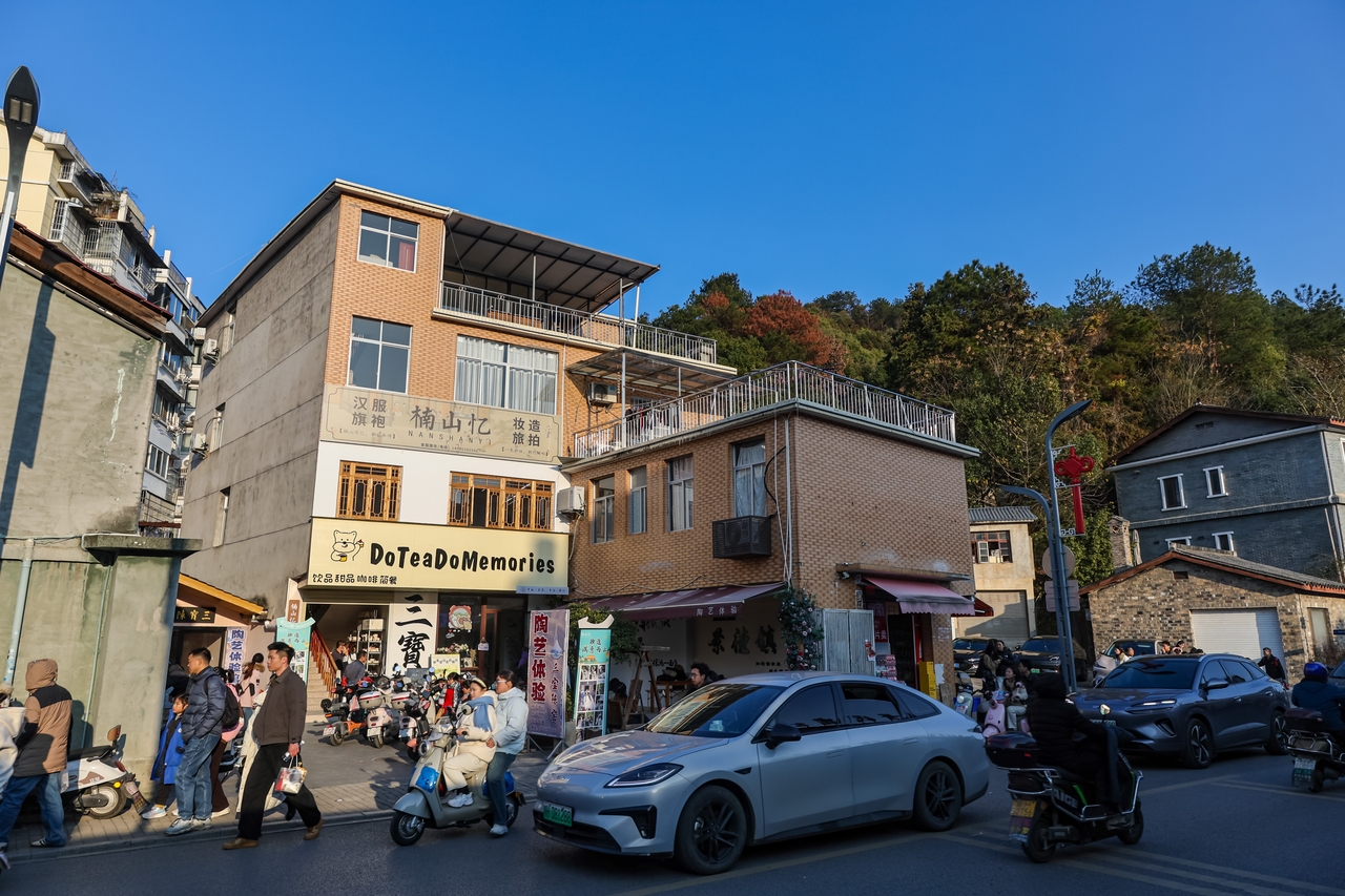 江西景德镇：山谷里的世外“陶”源 三宝村处处是“宝”