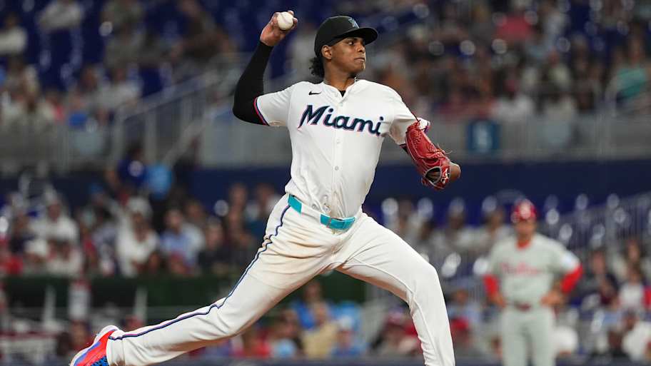 Cubs step in front of Yankees to make blockbuster pitching trade with Marlins<br>