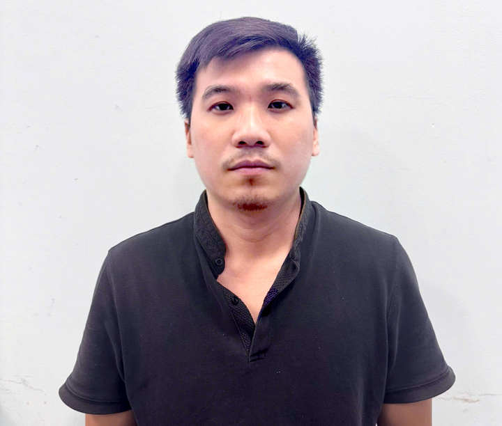 Bắt kẻ đánh tài xế công nghệ sau tranh cãi 400.000 đồng phí rửa xe