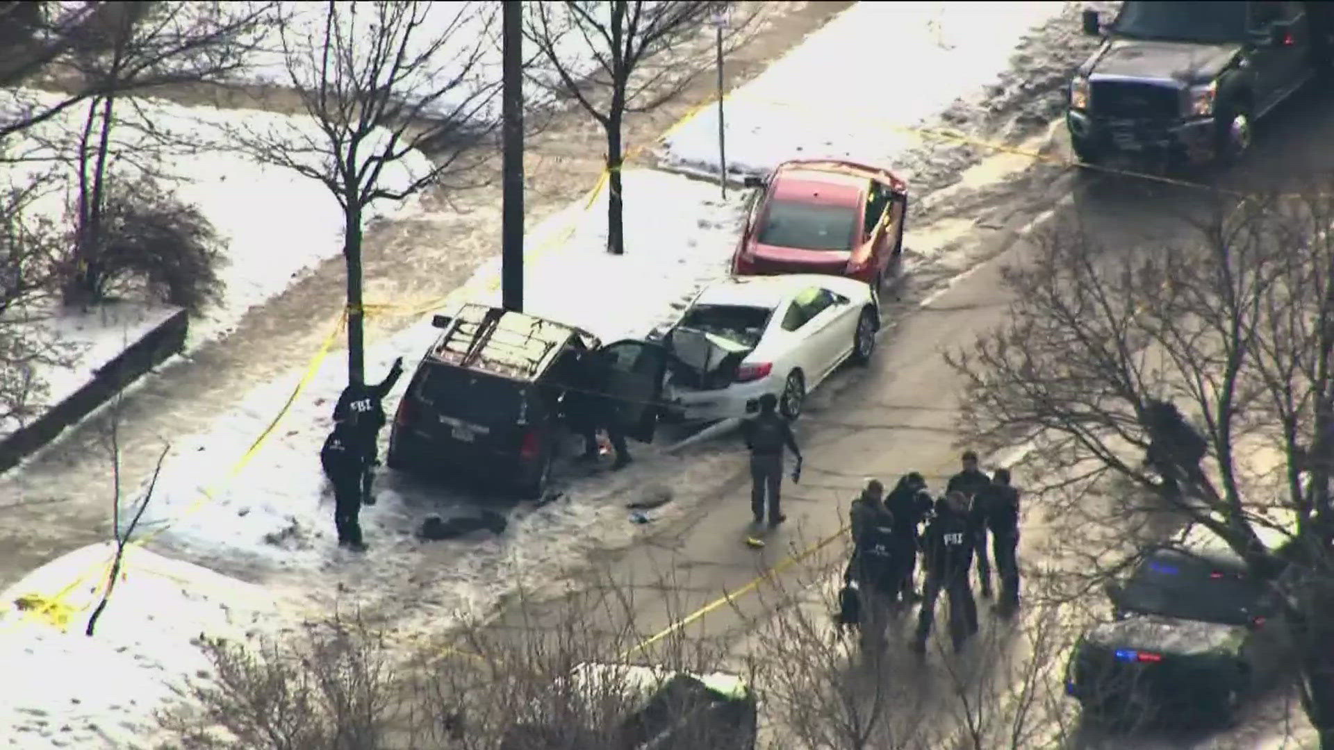 ICE agent shoots, kills woman