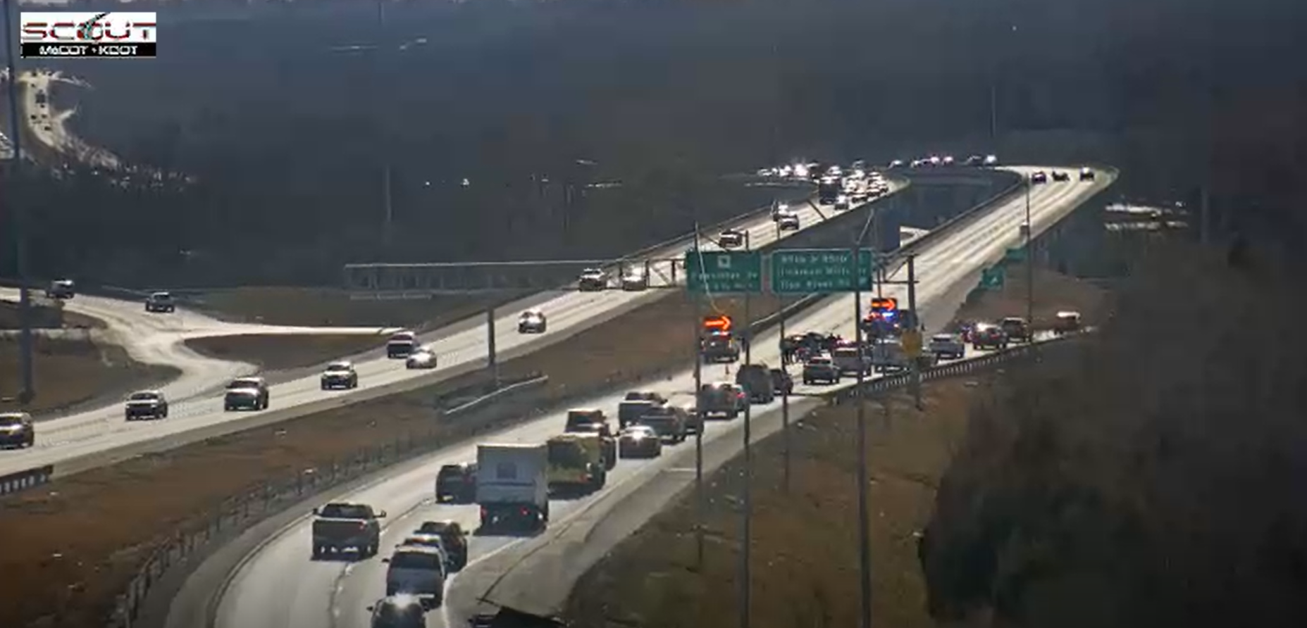 Homicide investigation shuts down US 71 southbound lanes in Kansas City