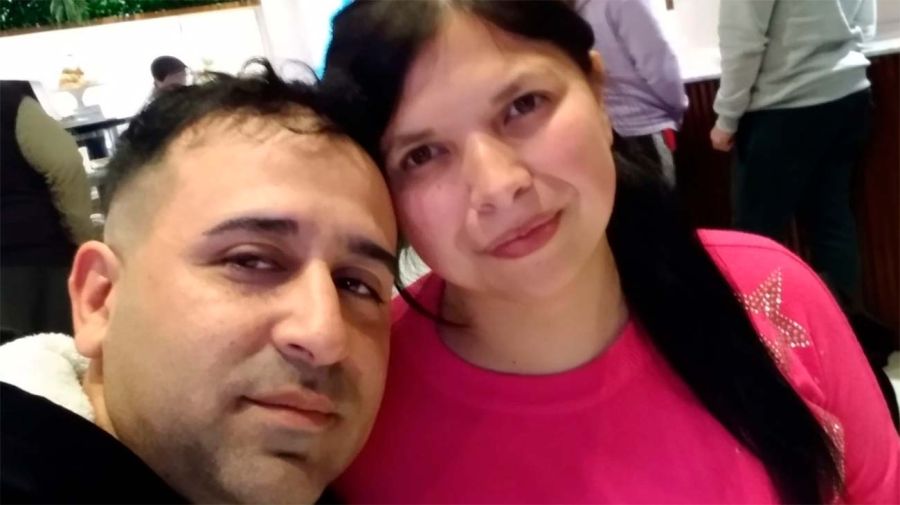 Vanesa Escalante murió en el acto y su esposo y su hija de 14 años resultaron heridos.