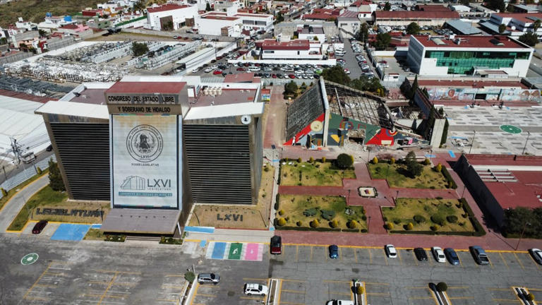 Alistan nuevo salón de plenos del Congreso de Hidalgo con diseño ...