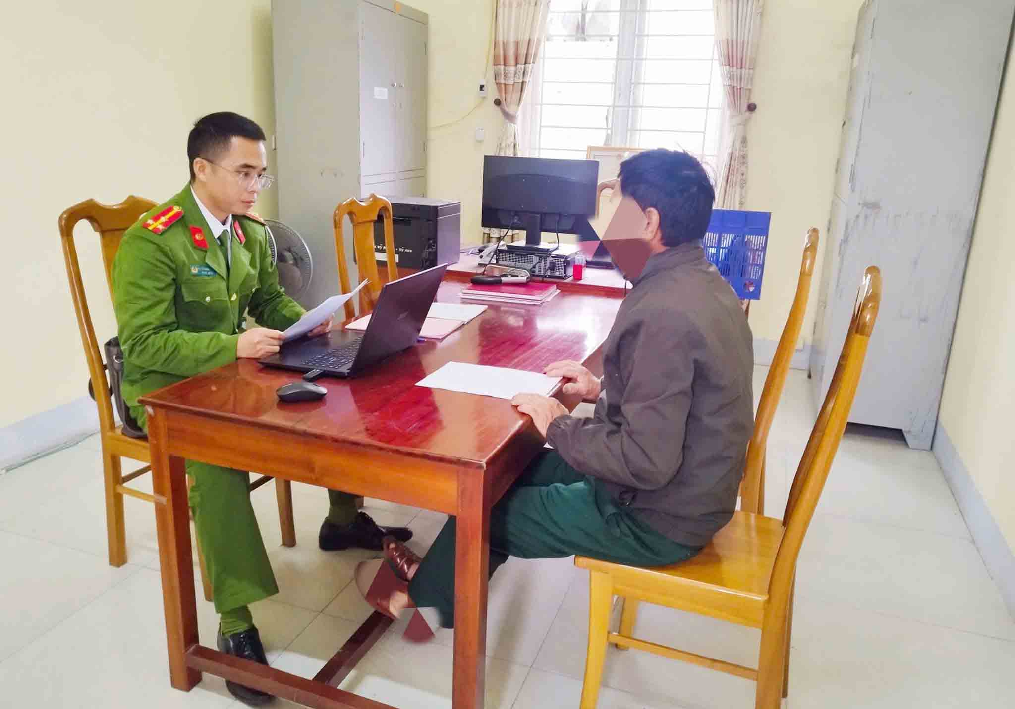 Phạt đối tượng chia sẻ thông tin sai sự thật trên mạng xã hội