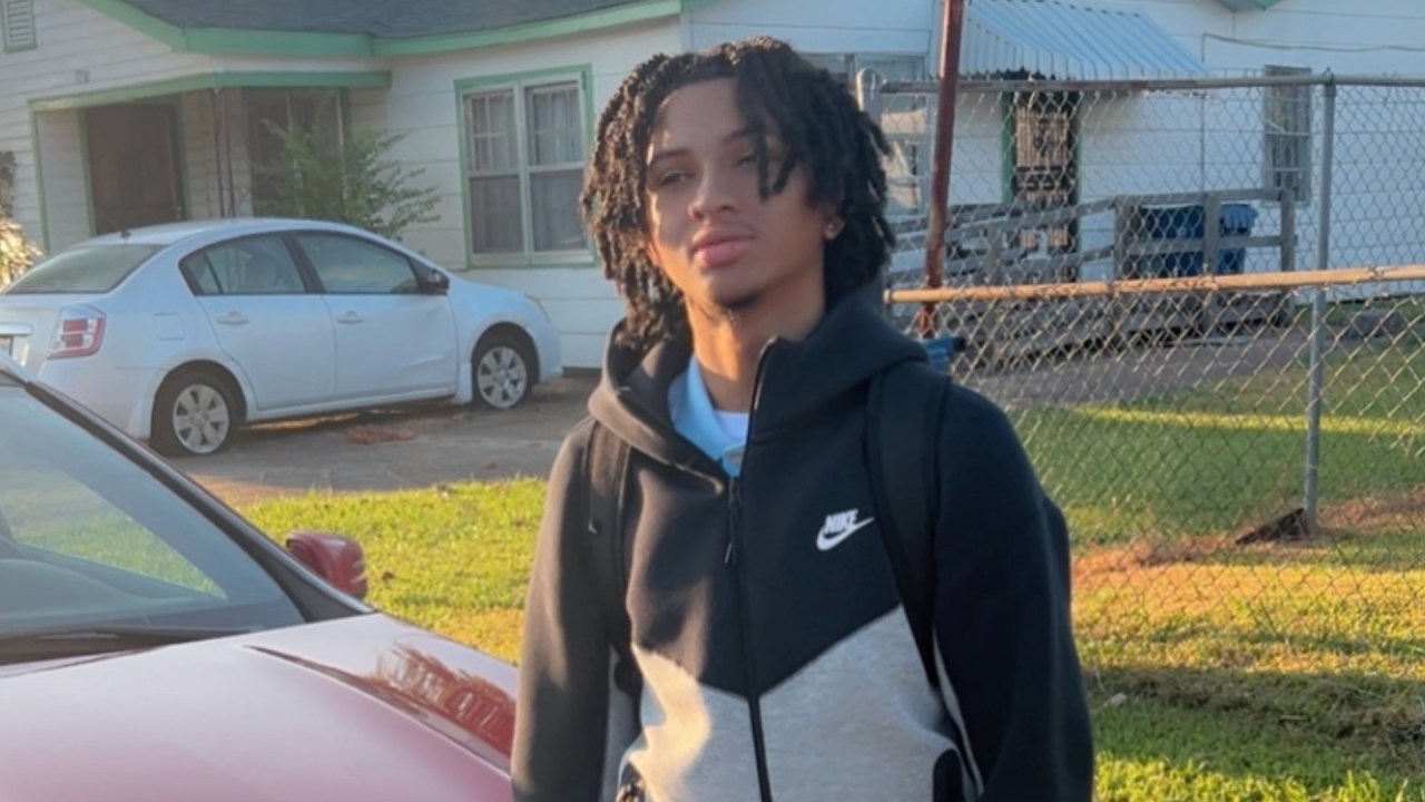 Driver made food delivery after fatal hit and run, victim’s family says
