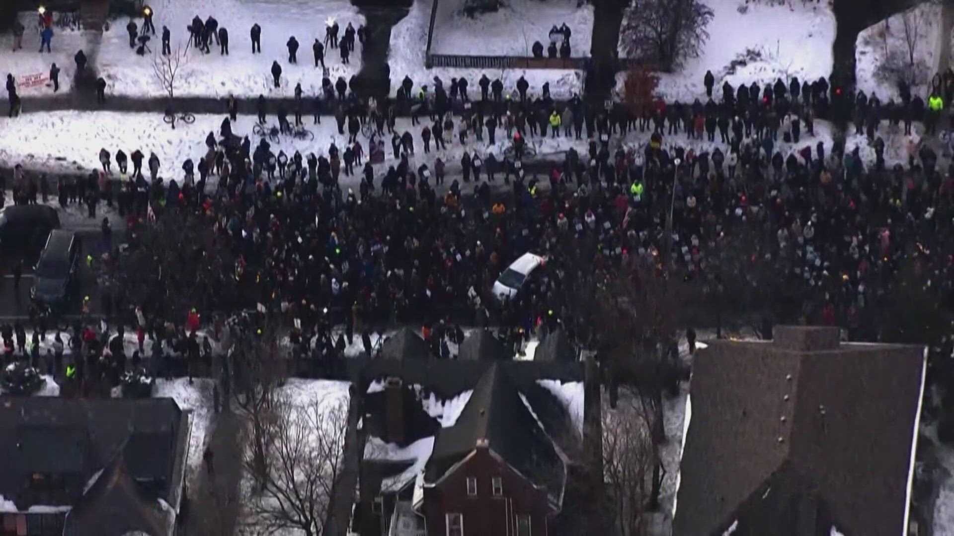 Minneapolis mourns woman killed by ICE agent as tensions rise