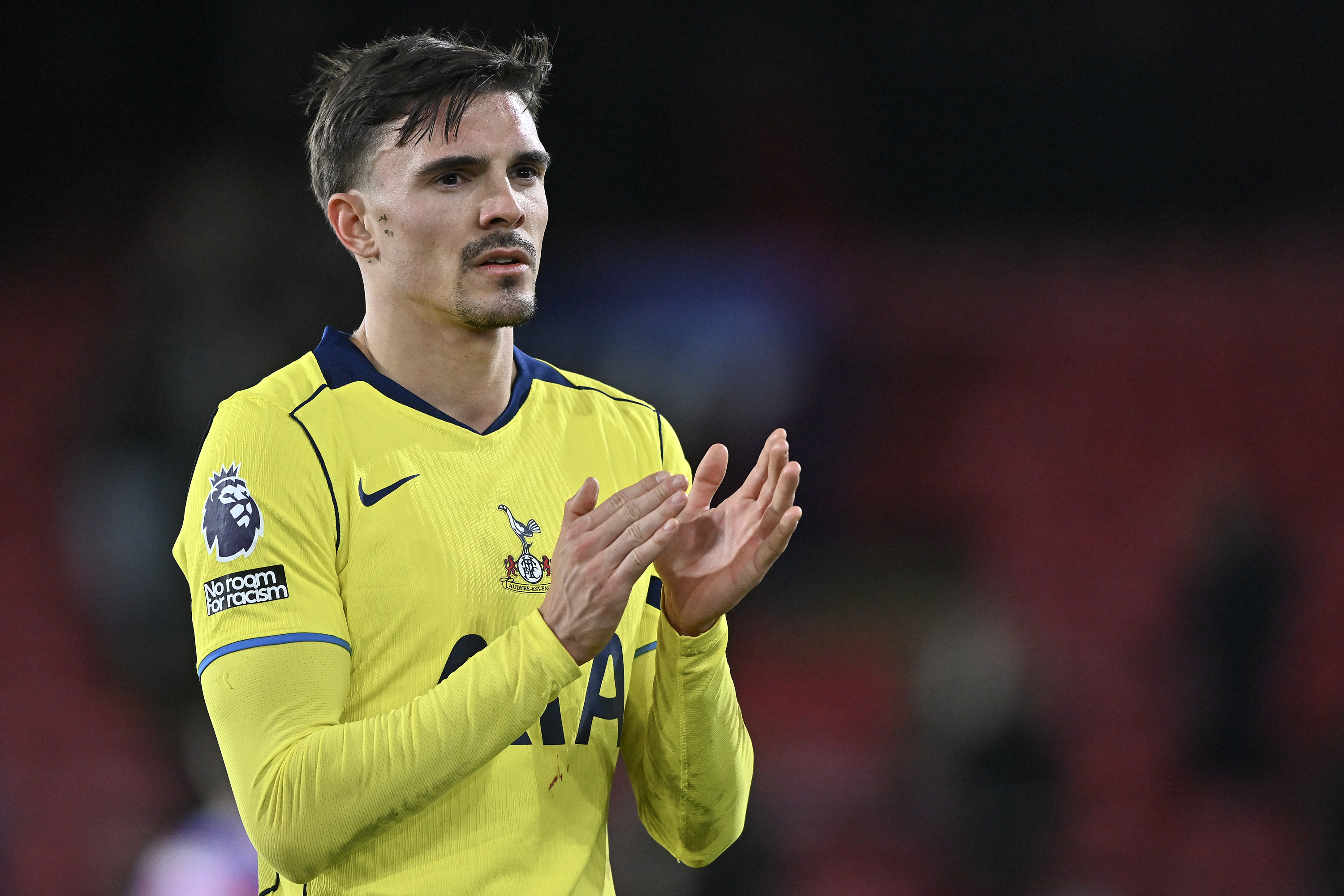 Noticias del Bayern de Múnich: Fulham se lanzará sobre el cedido del Tottenham Hotspur, João Palhinha; El Atlético de Madrid se lanzará sobre León Goretzka; ¡y más!