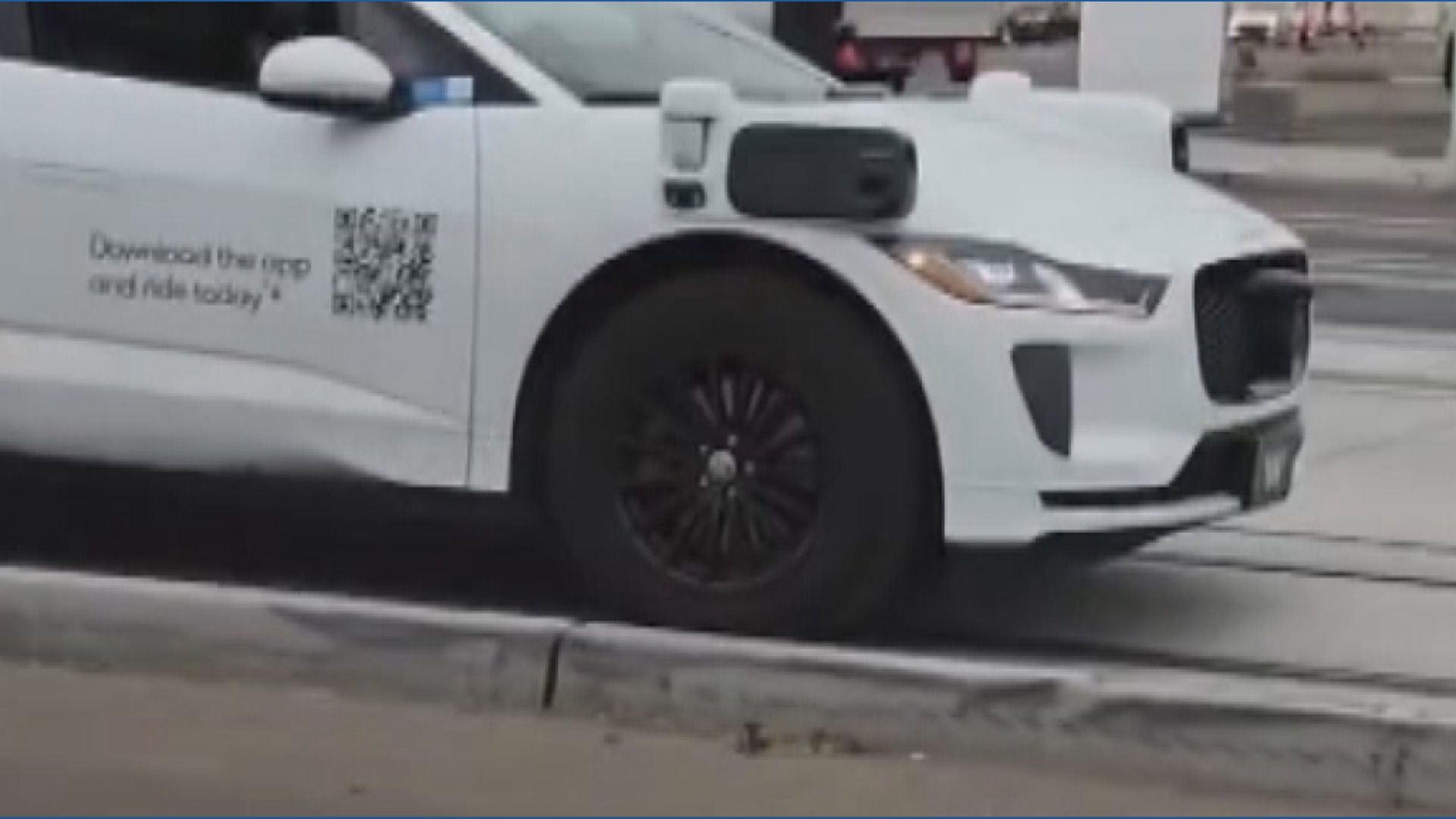 Waymo seen driving on light rail track in south Phoenix