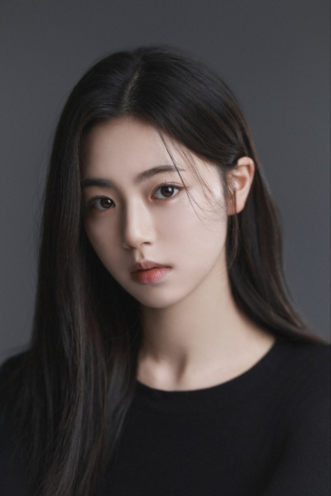 이가연, 블리츠웨이 전속계약…주지훈·도경수 한솥밥 [공식]