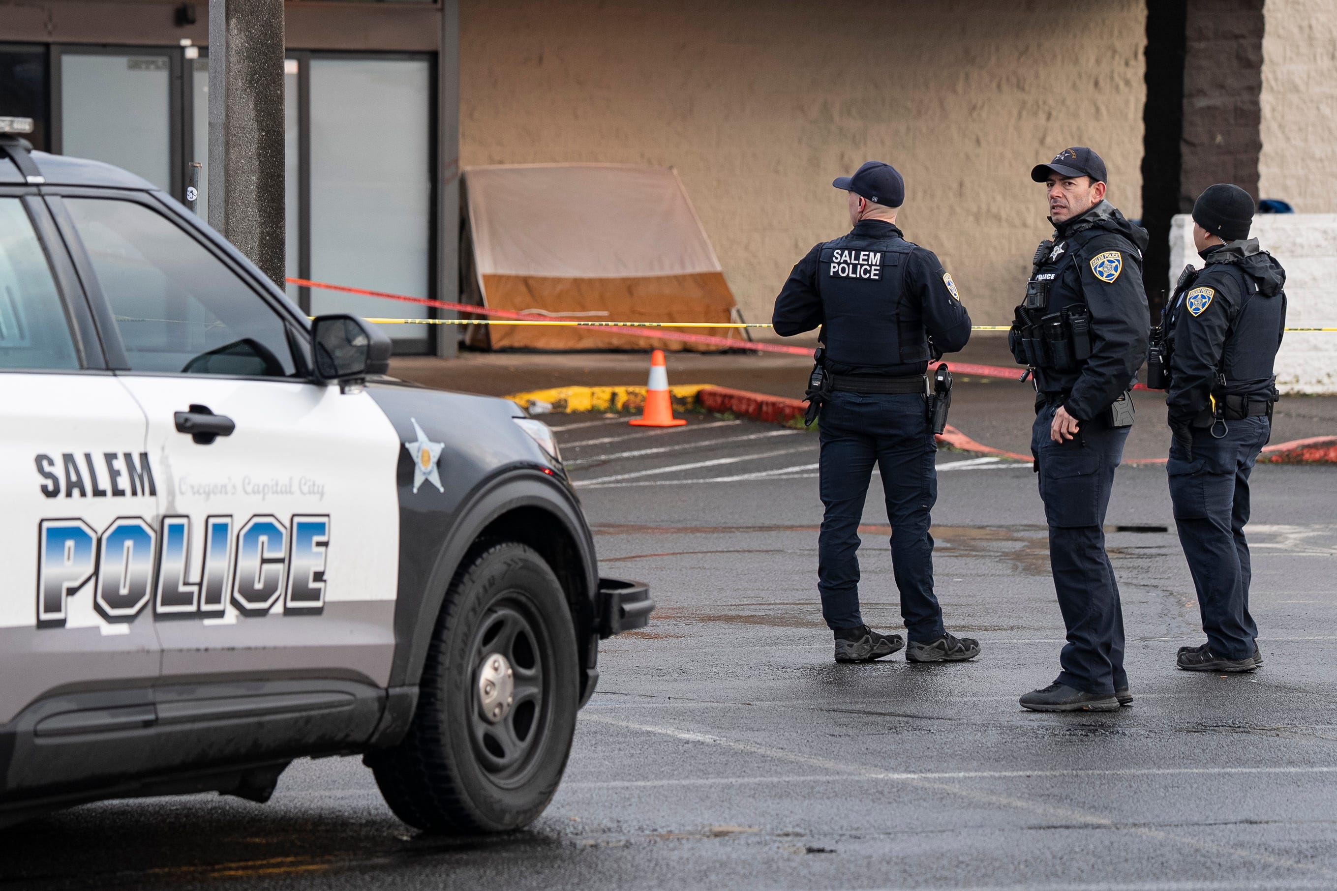 Police arrest man accused of stabbing person in south Salem