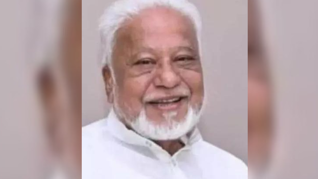 Maharashtra: Congress neta Hidayat Patel dies of stab injuries; 7k ...