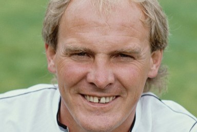 Terry Yorath: Gabby Logan exits Match of the Day mid-show as news of ...