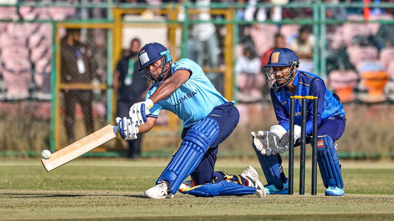 Sarfaraz Khan slams fastest fifty in Vijay Hazare Trophy, breaks Atit ...