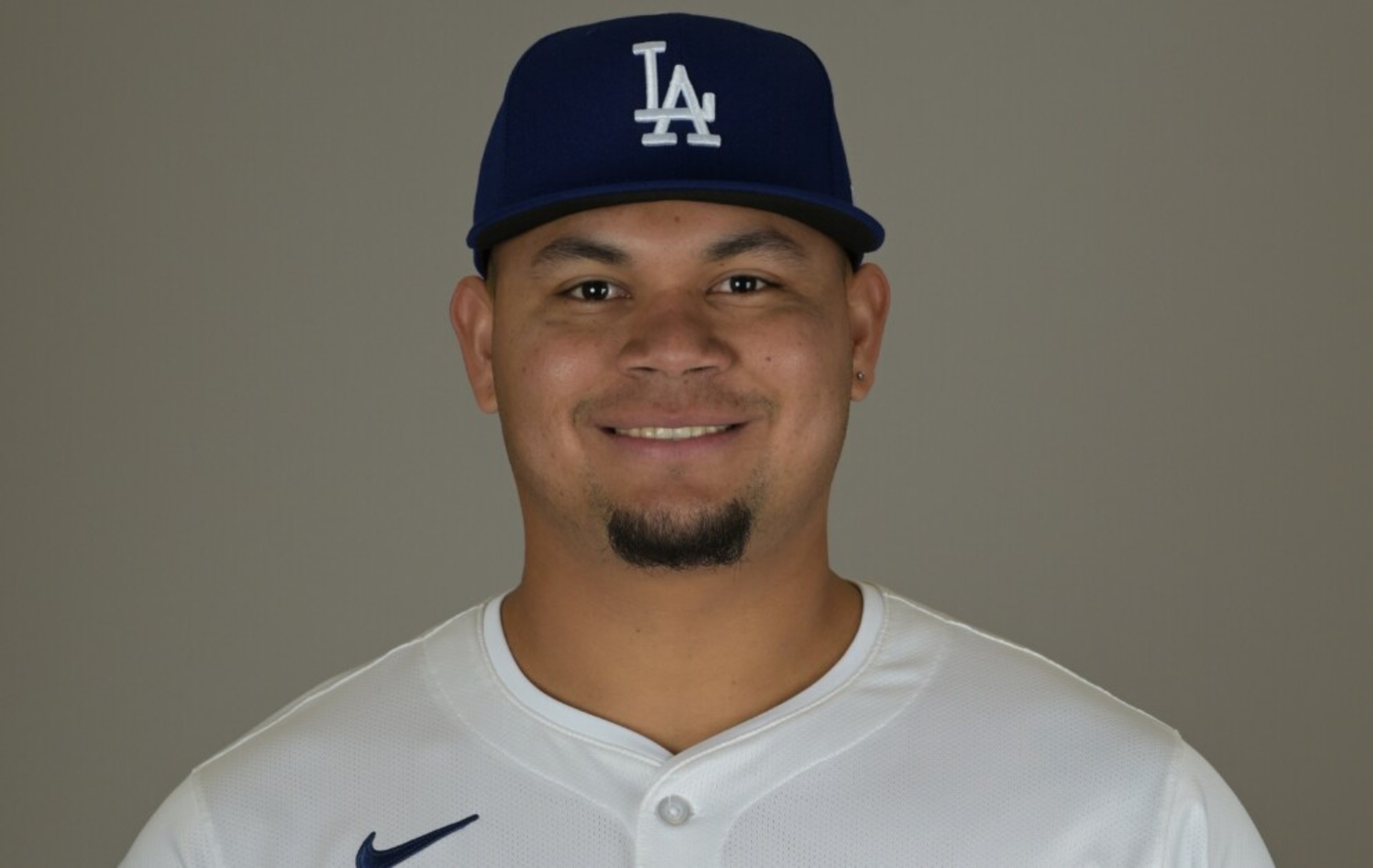 Dodgers arbitration rumors: Brusdar Graterol agrees to contract for 2026 season<br>
