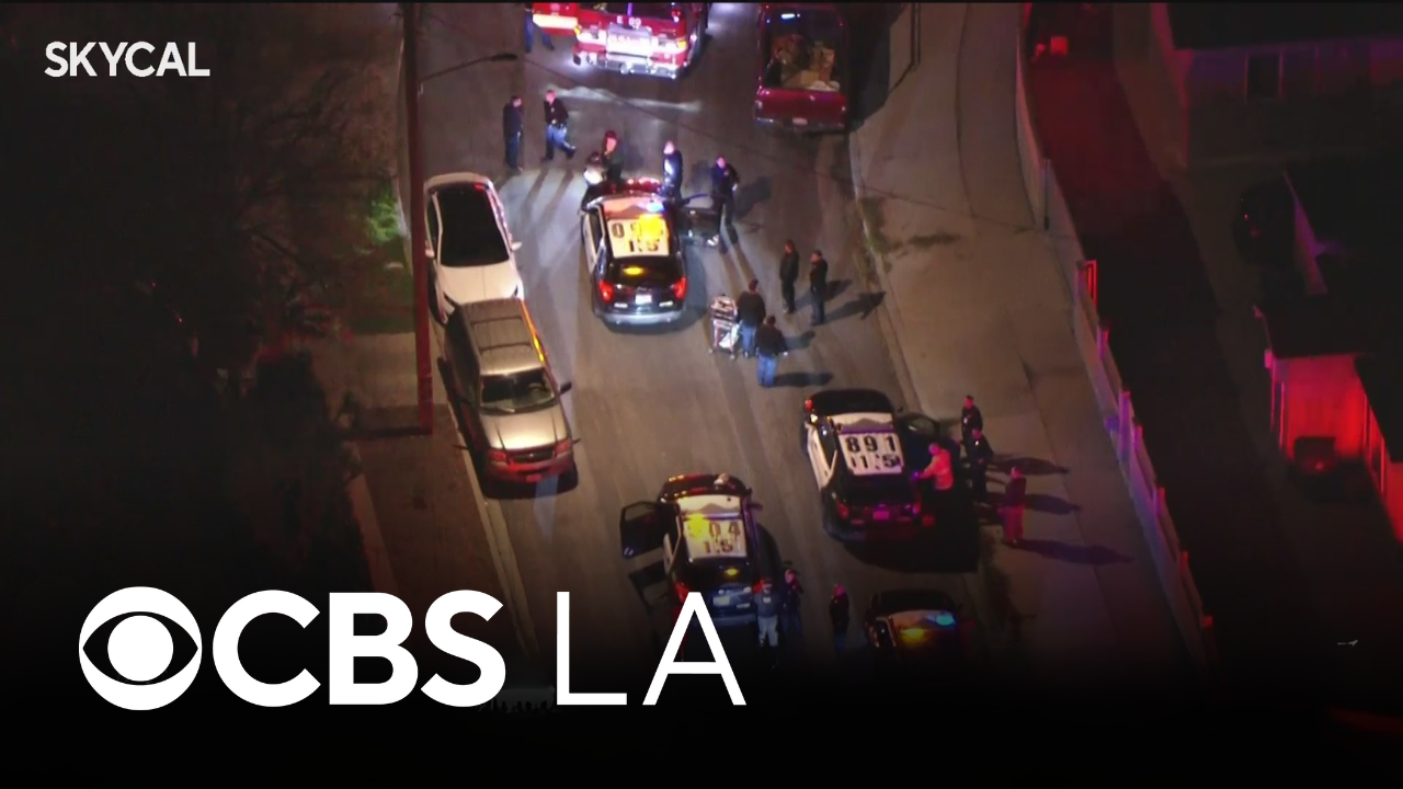 2 LAPD officers injured at end of North Hollywood pursuit