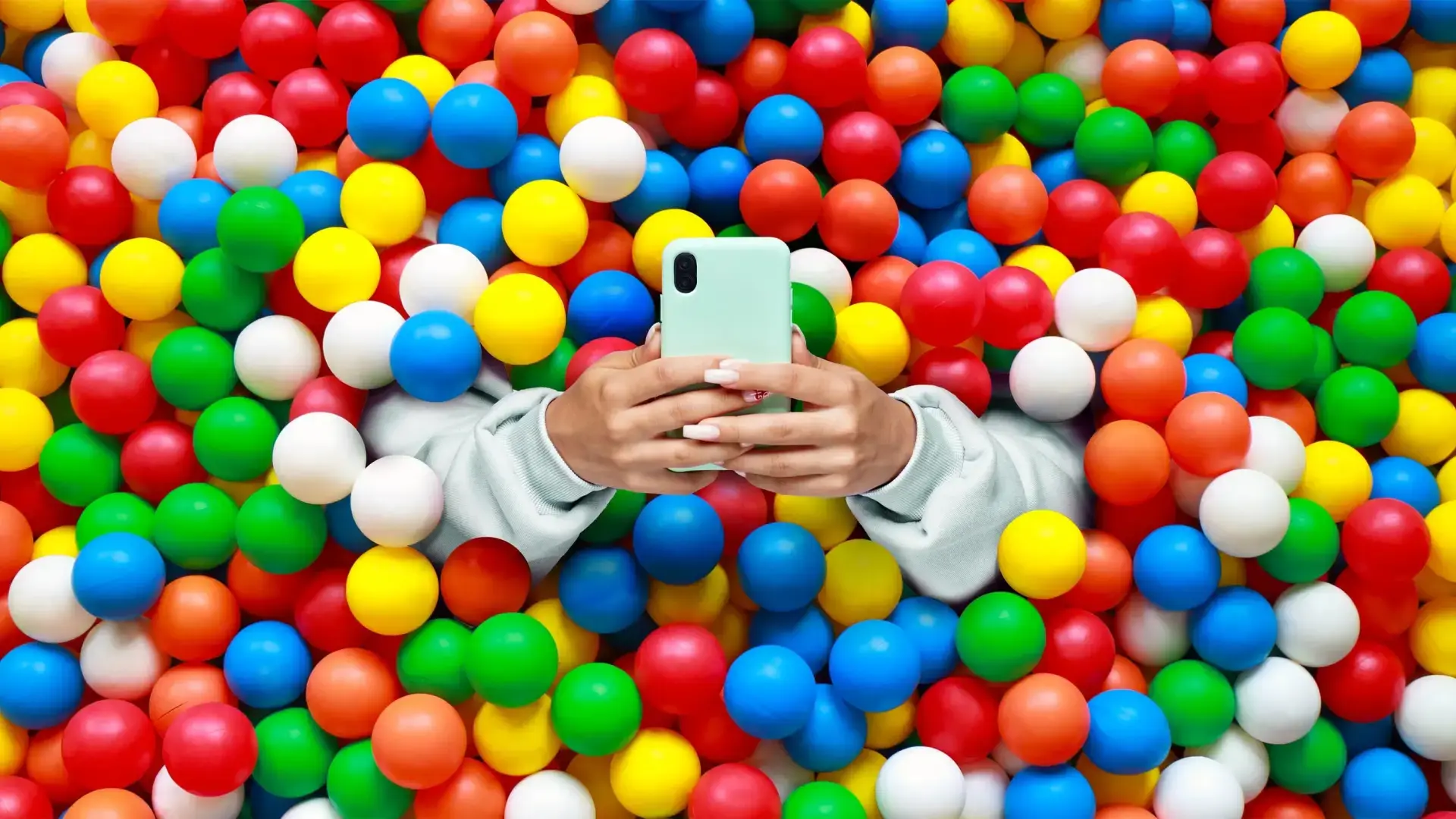 Generación Z: Valores de Comunidad, Autenticidad e Individualidad - estilo de vida news from Postposmo