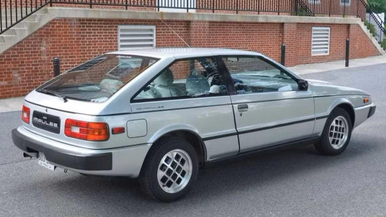 The Isuzu Impulse was a failed sports coupe, and a technological ...