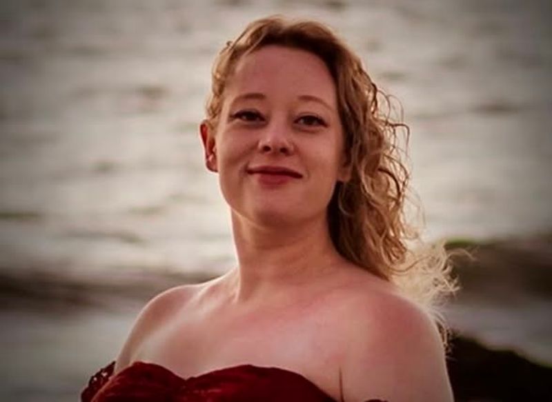 Woman killed by ICE agent in Minneapolis was mother of 3, poet and new ...