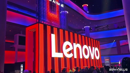 CES 2026, Lenovo accende la Sphere con AI e foldable