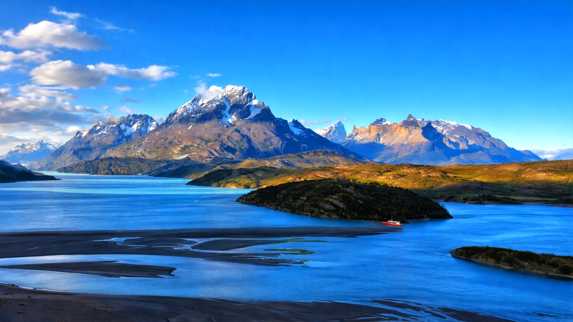 Glaciares y lagos de Torres del Paine en la Patagonia