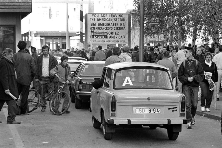 Zwischen Trennung und Hoffnung: Diese DDR-Orte wurden weltberühmt