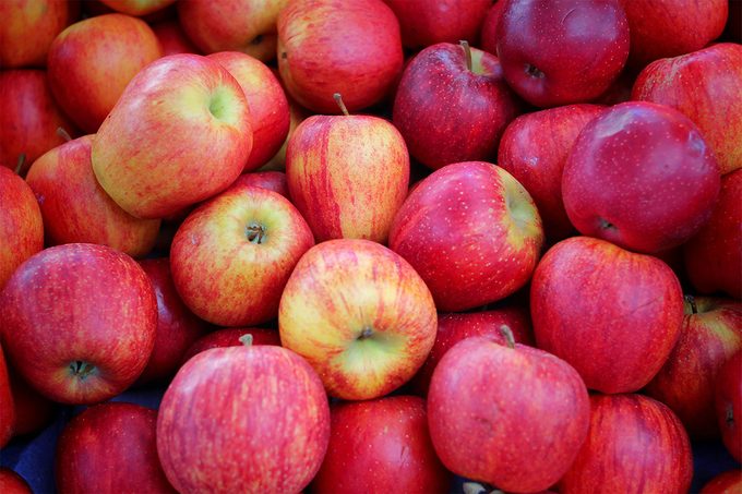 Apples Gettyimages 2204722219