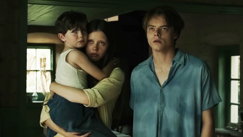 Anya Taylor-Joy's 2017 horror movie with a Stranger Things star is ...