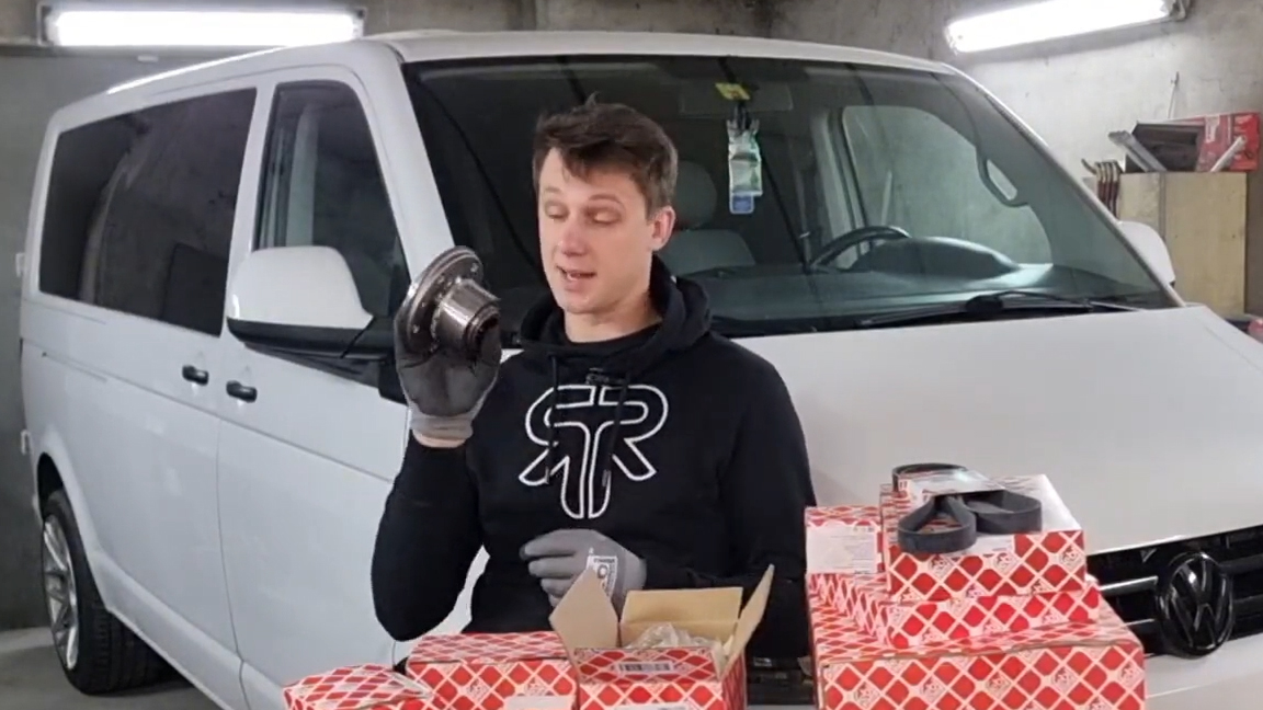 J&J AUTOMOTIVE | GP Deflecteurs D'Air Déflecteurs De Fenêtre Latérale Compatible Avec Transit Custom 2/4-Porte 2012-2023, Ensemble 4 Pièces, Aérodynamique, Noir, Fumé, Fixation Par Clips