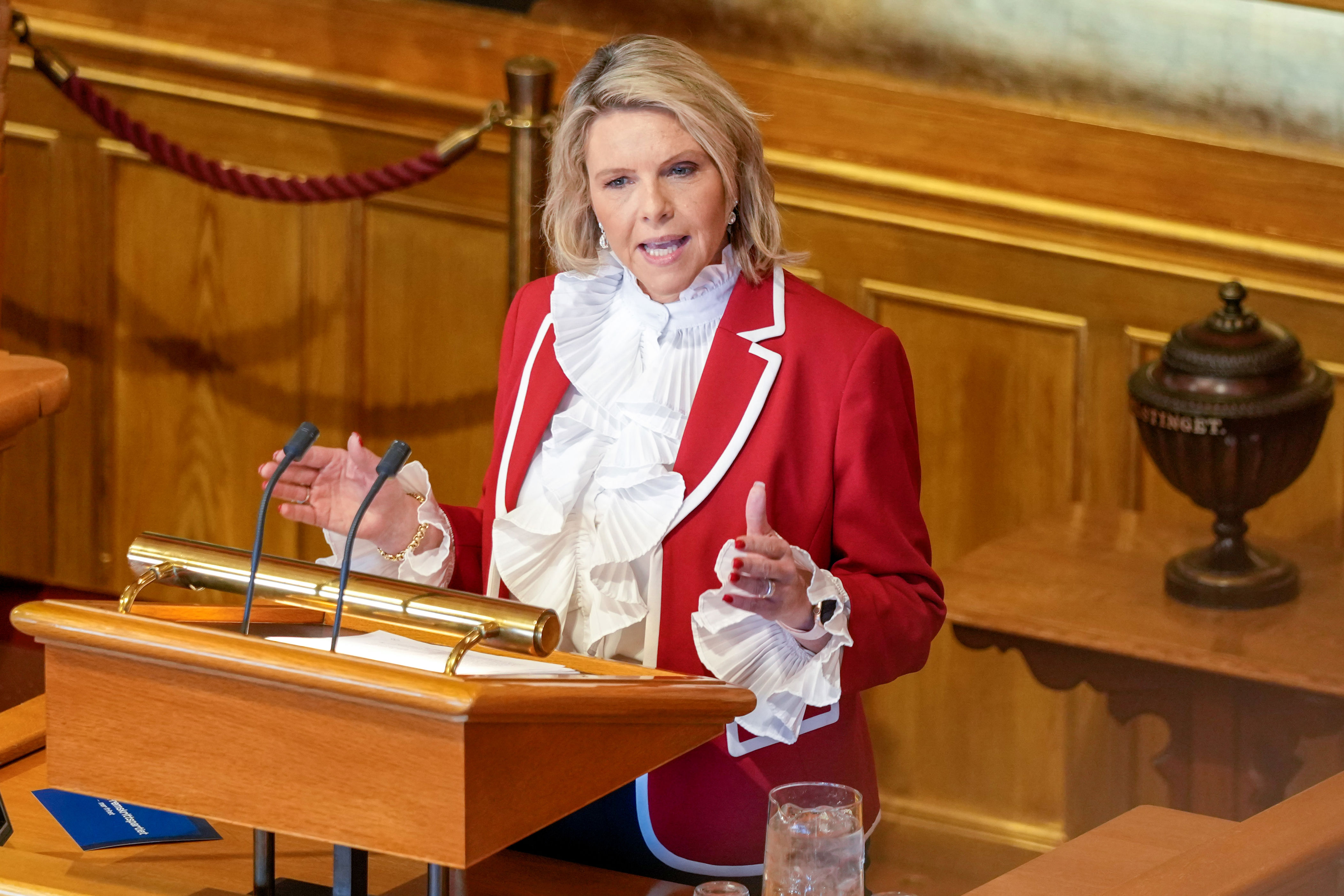 Listhaug: Nødvendig at kronprinsessen rydder opp