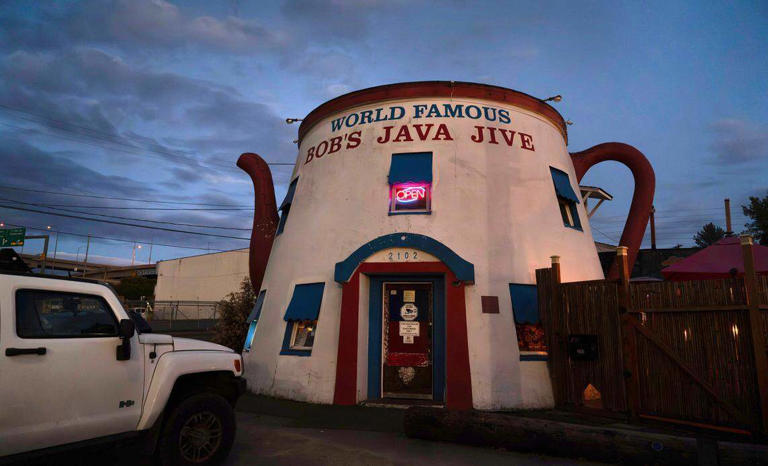 Why is Bob's Java Jive, Tacoma's iconic coffee-pot bar, painted all white?
