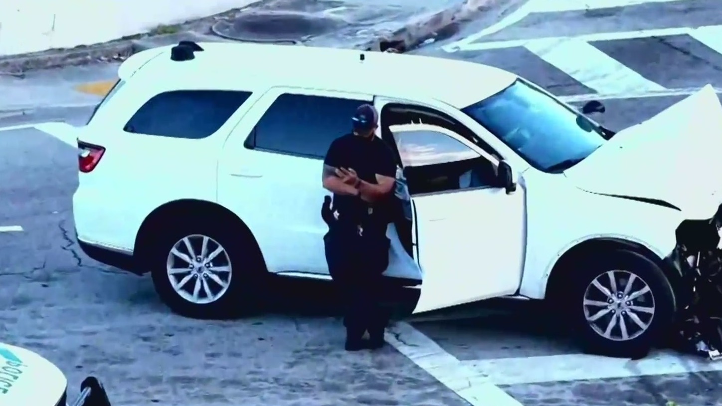 Crash involving unmarked sheriff’s officer vehicle reported in ...