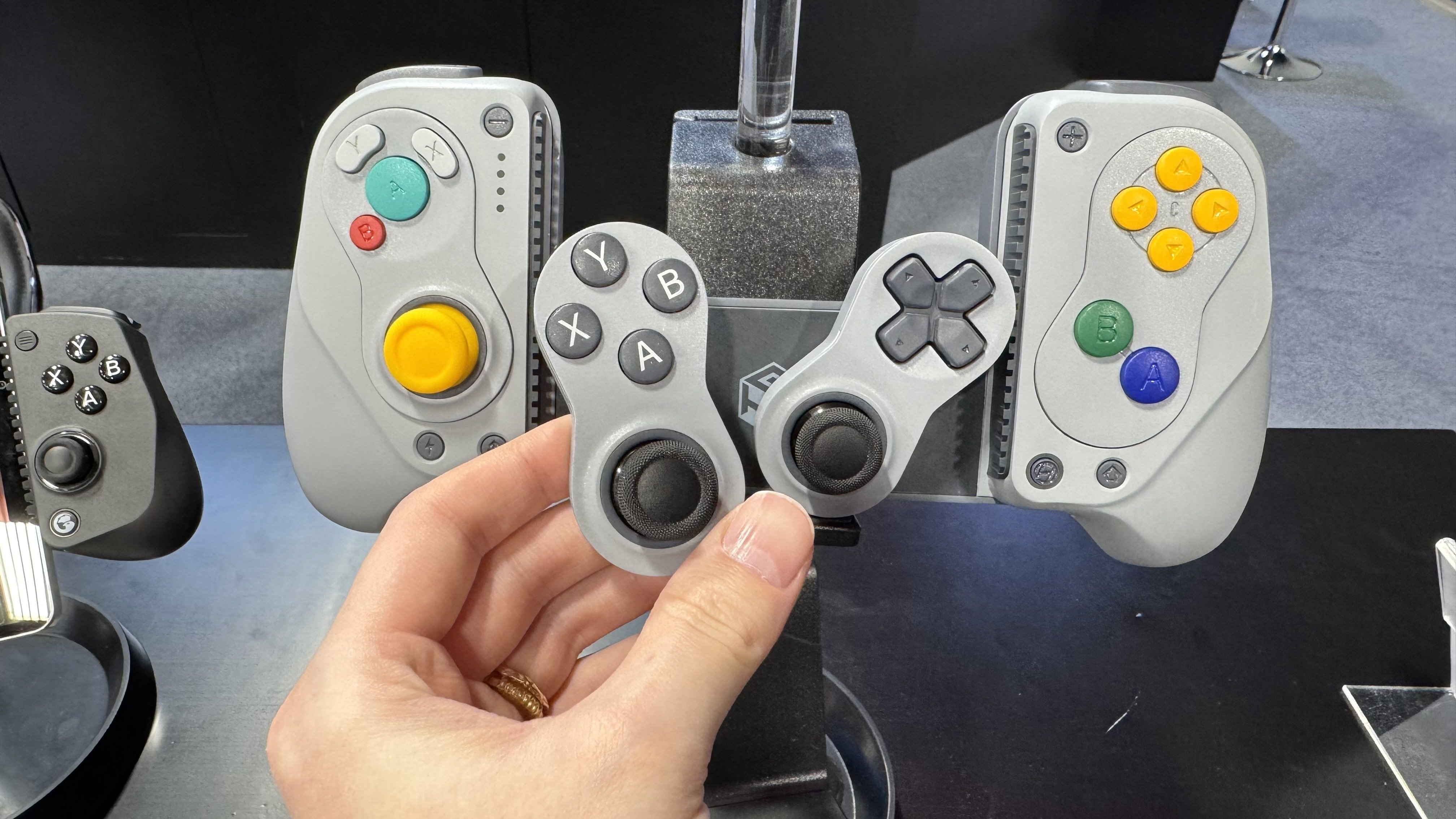 CES 2026: Gaming controllers are going modular this year