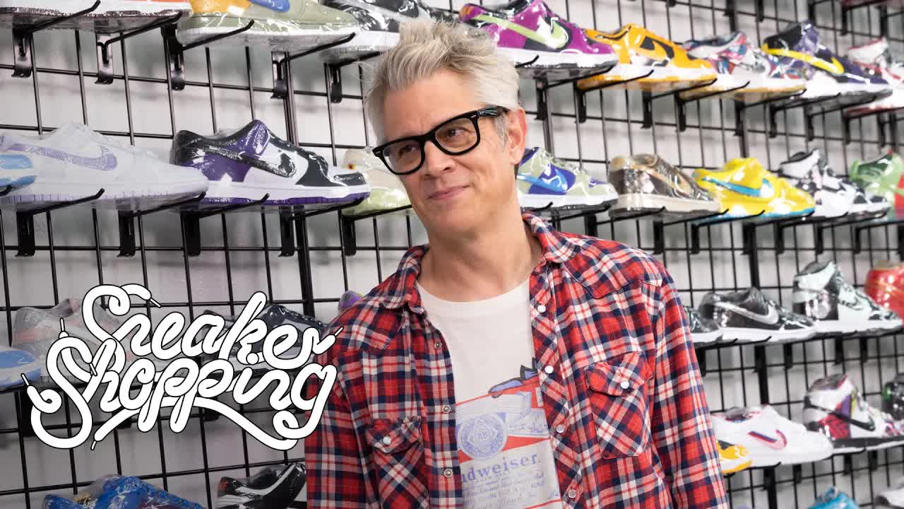 Johnny Knoxville goes sneaker shopping with Complex