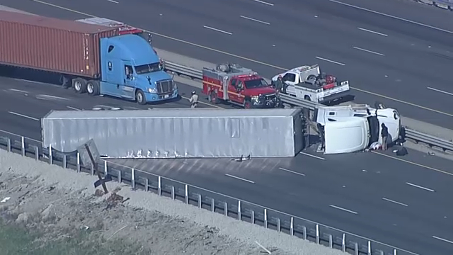 Big rig overturns on 5 Freeway near Pyramid Lake amid high winds