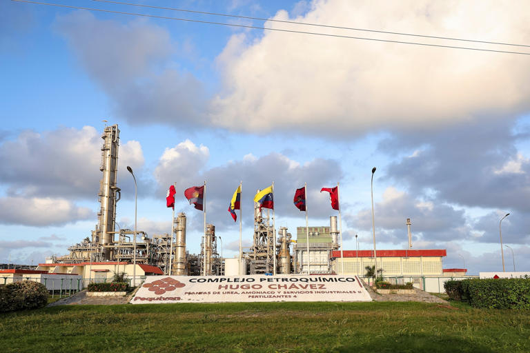 Could Venezuelan oil bring down US gas prices? Experts weigh in