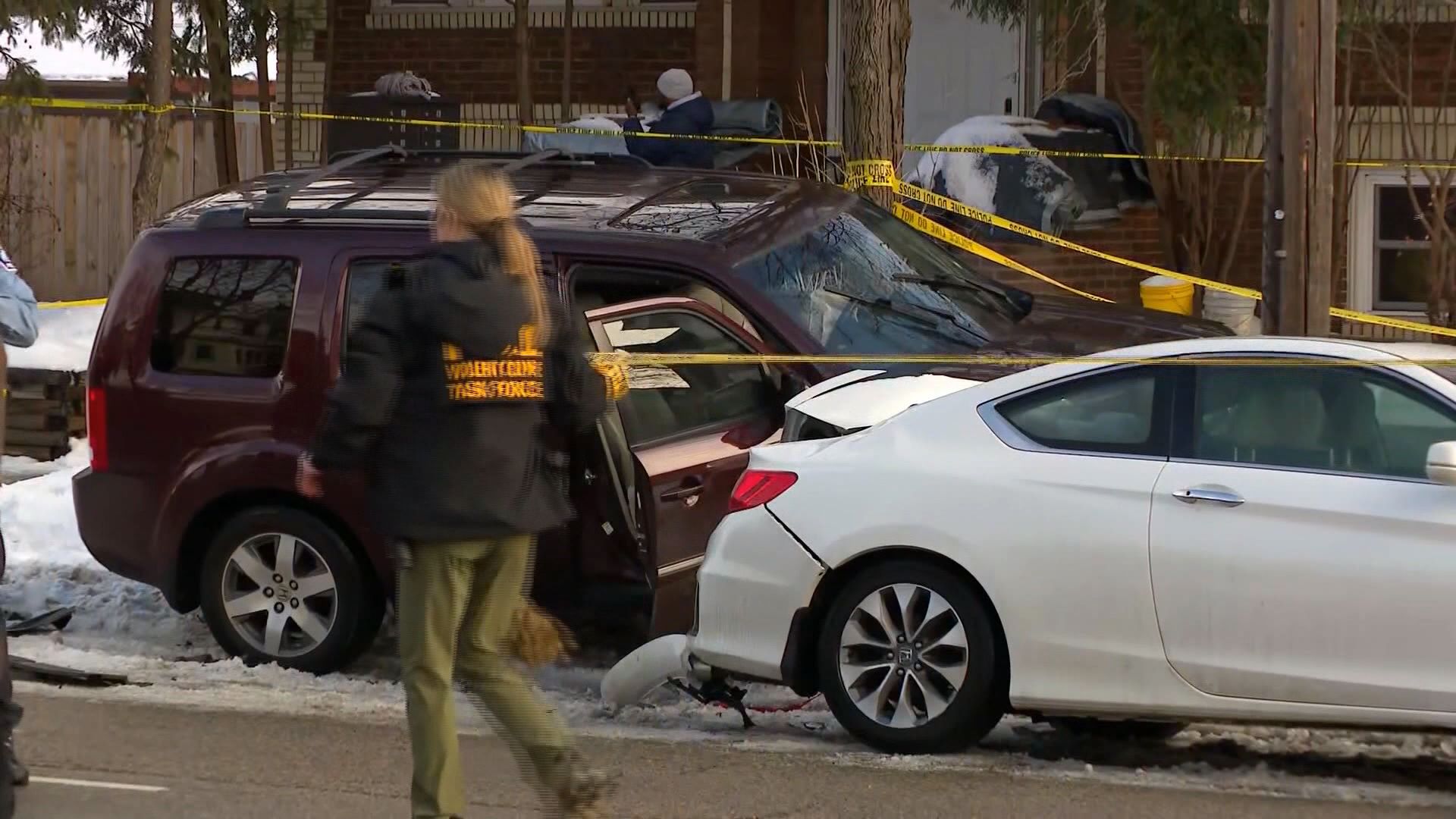 Former FBI agent on fatal shooting of a woman by ICE in Minneapolis