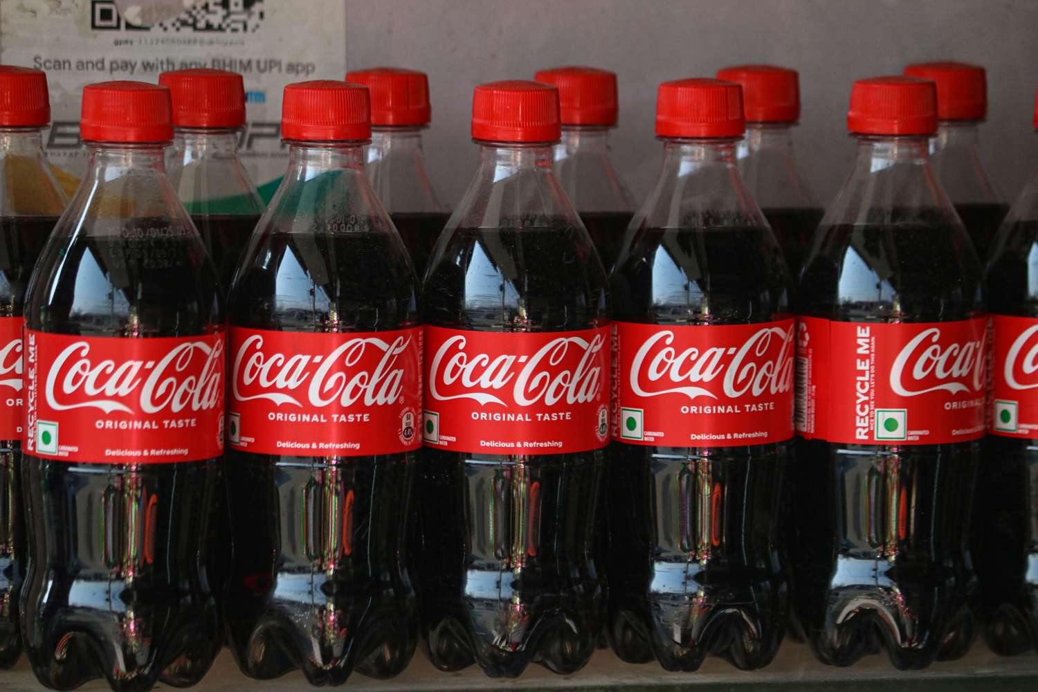 Man captures explosive moment frozen soda bottles pop in extreme cold ...
