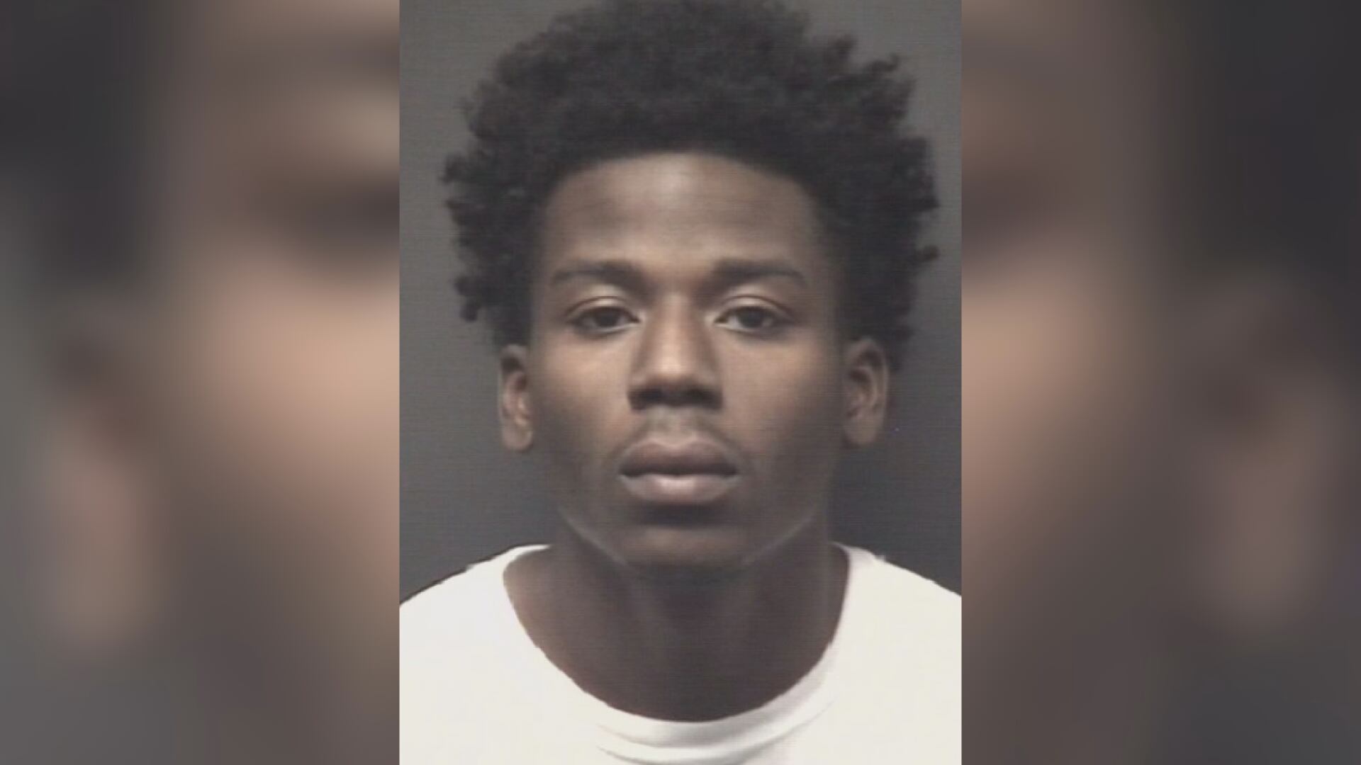 Pitt County man arrested after found with gun with switch & drugs