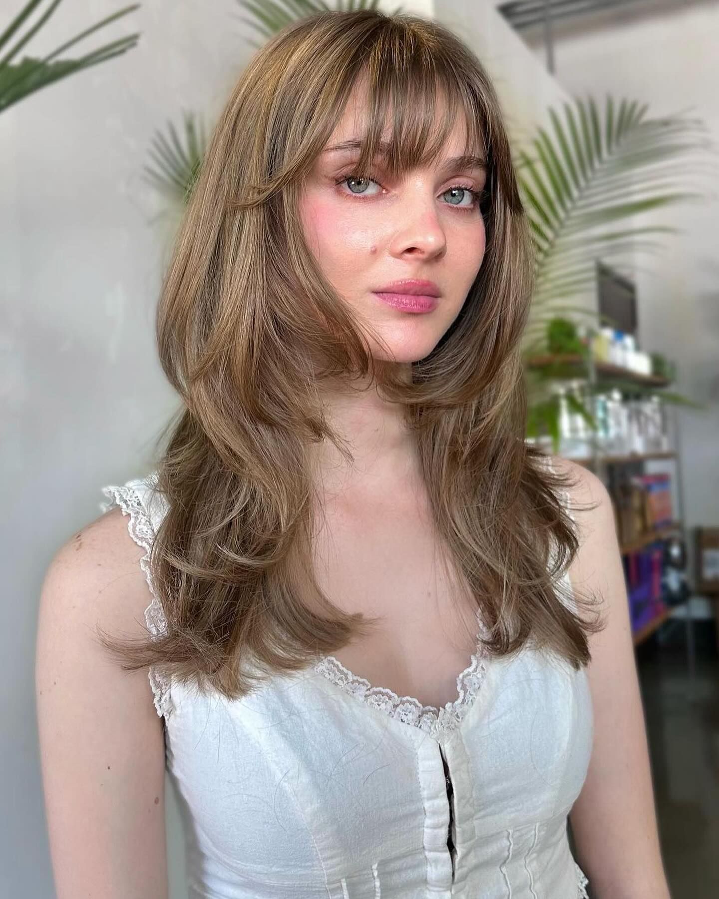 Aportan volumen y cuerpo al cabello fino de forma natural.